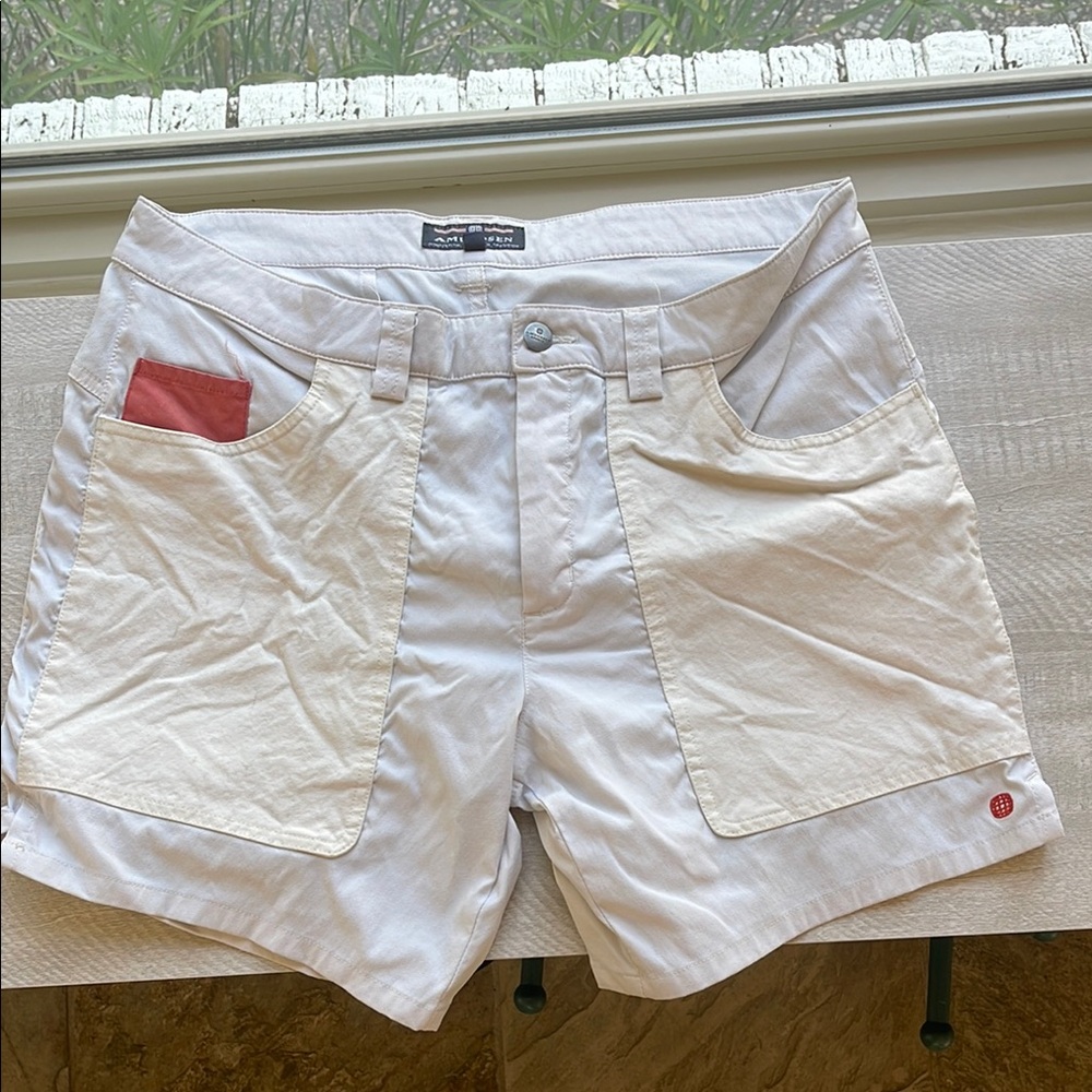 Men’s Amundsen Sports canvas shorts .